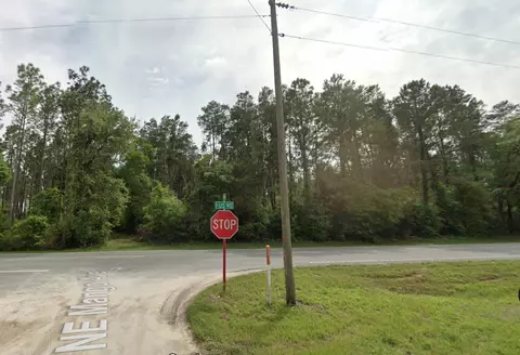 441 NE Mango Ave, Lee, FL 32059 photo 9