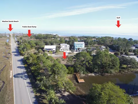 16 Sunrise Ln, Panacea, FL 32346