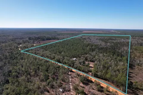 910 Boykin Rd, Quincy, FL 32351