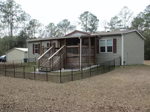 8032 Christina Rd, Tallahassee, FL 32305