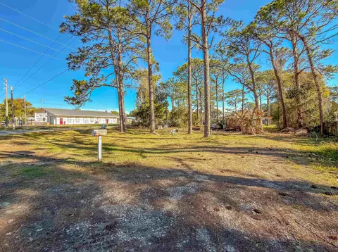 14 Th 6th St, East Point, FL 32328
