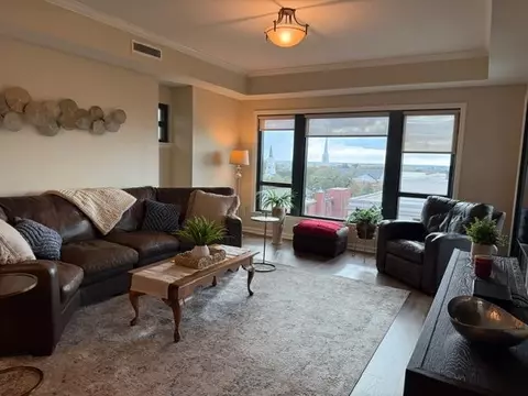 121 N Monroe St #8007, Tallahassee, FL 32301