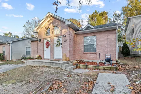 2539 Fred Smith Rd, Tallahassee, FL 32303