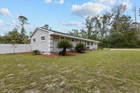 Exterior - 117 Ridge Rd, Perry, FL 32348 photo 6 of 17