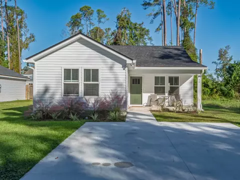 30 Menomini St, Crawfordville, FL 32327