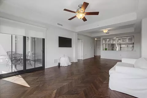121 N Monroe St Unit 1206 E, Tallahassee, FL 32301