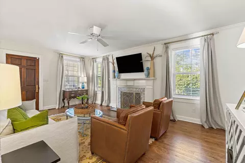 Living - 2017 E Forest Dr, Tallahassee, FL 32303 photo 2 of 5