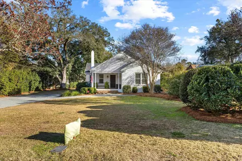 Exterior - 2017 E Forest Dr, Tallahassee, FL 32303 photo 7 of 22