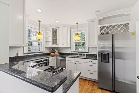 Kitchen - 2017 E Forest Dr, Tallahassee, FL 32303 photo 1 of 5