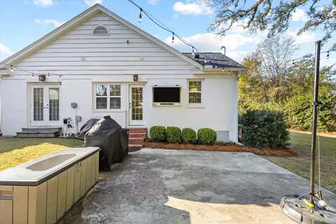 Exterior - 2017 E Forest Dr, Tallahassee, FL 32303 photo 14 of 22