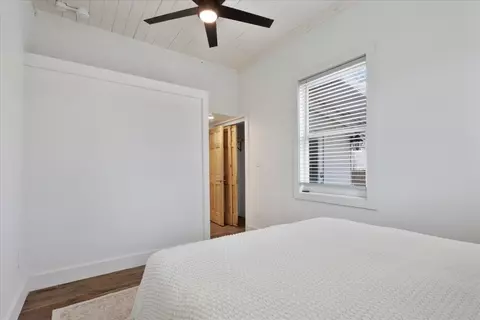 Bedroom - 209 SE 10th St, Steinhatchee, FL 32359 photo 3 of 7