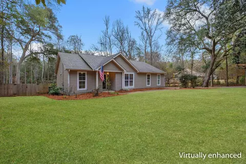 3107 Foxwood Ln, Tallahassee, FL 32309