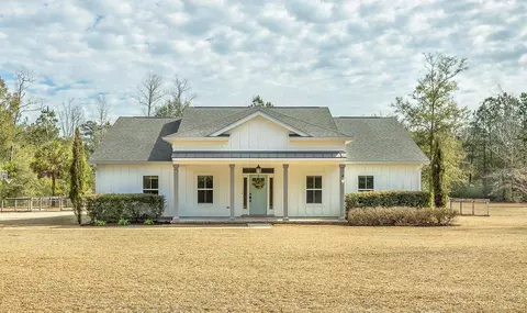230 Martin Farms Rd, Crawfordville, FL 32327