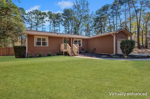 8309 Pegwood Way, Tallahassee, FL 32312