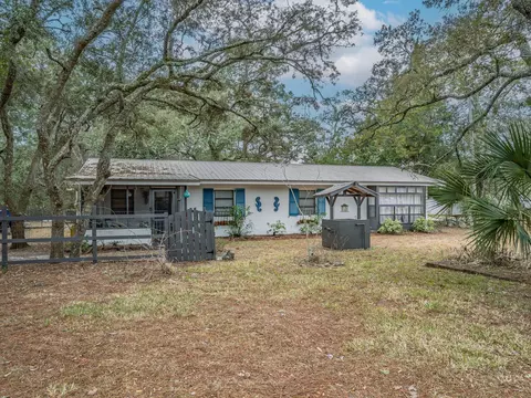 Exterior - 31 Levy Bay Rd, Panacea, FL 32346 photo 7 of 10