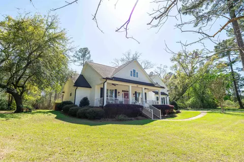 380 Twin Ponds Dr, Havana, FL 32333