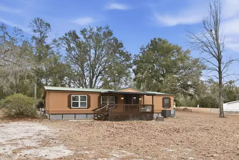 21674 E Shekinah Pl, O Brien, FL 32071