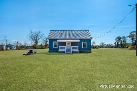 5588 Sycamore Rd, Quincy, FL 32351
