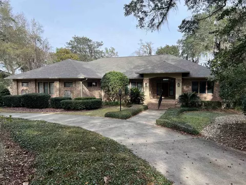 6131 Heartland Cir, Tallahassee, FL 32312