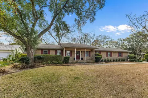 3201 Big Oak Dr, Tallahassee, FL 32311