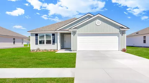172 Milestone Trl, Crawfordville, FL 32327