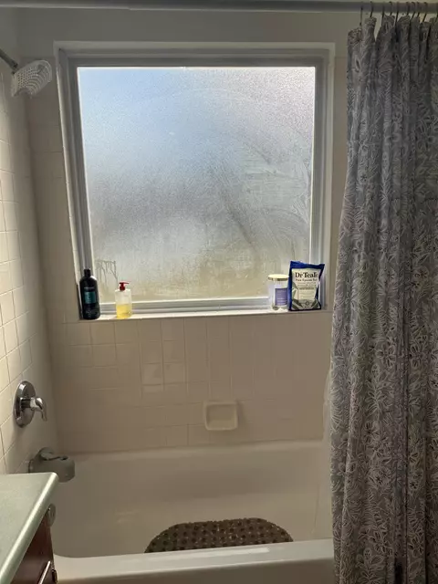 Bath - 545 Slash Cir, Midway, FL 32343 photo 7 of 13