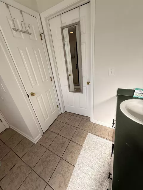 Bath - 545 Slash Cir, Midway, FL 32343 photo 10 of 13