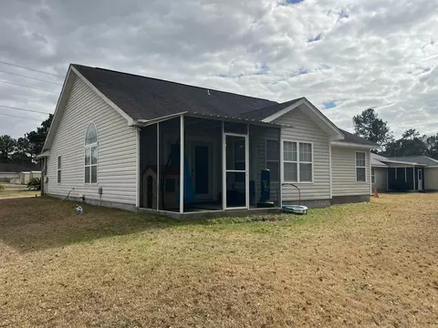 Exterior - 545 Slash Cir, Midway, FL 32343 photo 3 of 7