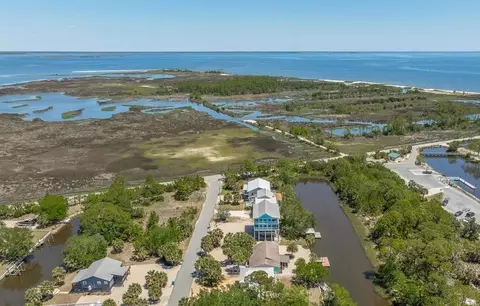 Sunrise Lane, Panacea, FL 32346