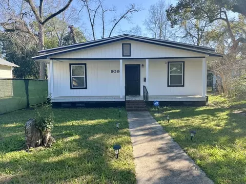 809 Dover St, Tallahassee, FL 32304