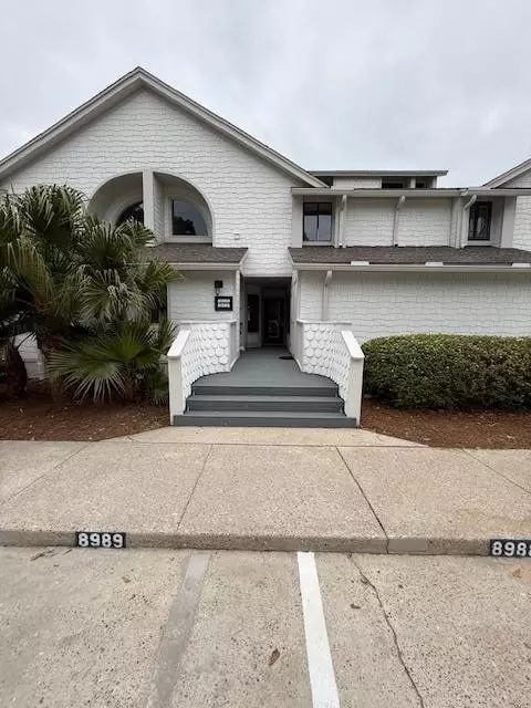8988 Heron Walk Dr, Destin, FL 32550
