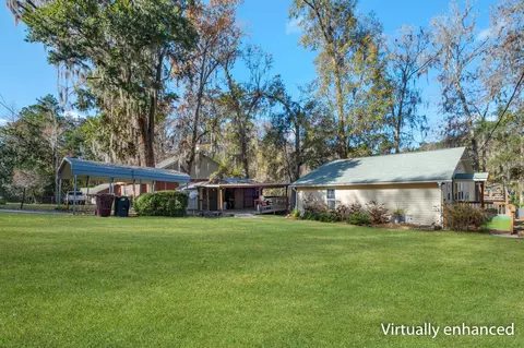 Exterior - 309 Davidson St, Quincy, FL 32351 photo 6 of 9