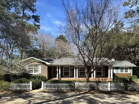 710 Middlebrooks Cir, Tallahassee, FL 32312