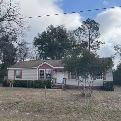 145 Ted Lott Ln, Crawfordville, FL 32327