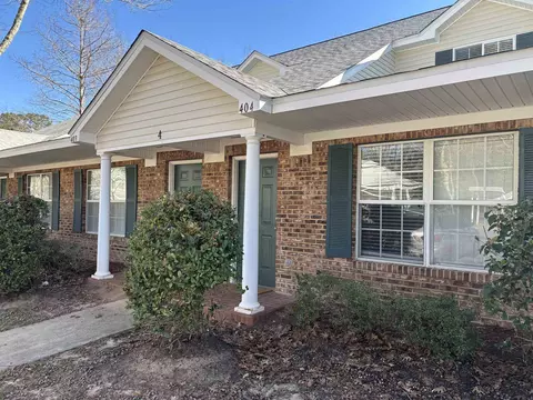 2738 W Tharpe St #404, Tallahassee, FL 32303
