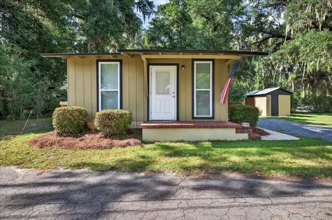 4556 Mccall Bridge Rd, Quincy, FL 32351