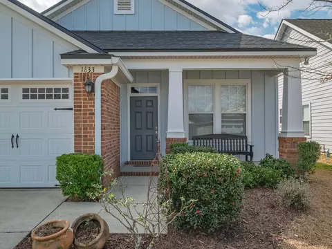 1833 Sagebrook Dr, Tallahassee, FL 32303
