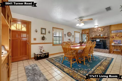 Dining - 5481 Turner Rd, Perry, FL 32348 photo 1 of 3