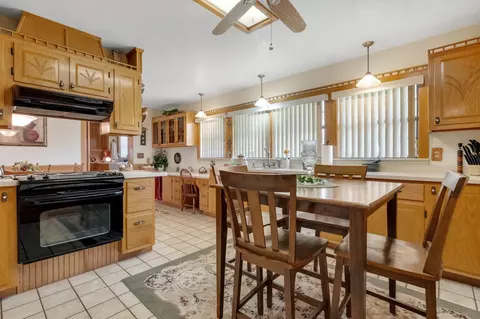 Kitchen - 5481 Turner Rd, Perry, FL 32348 photo 3 of 6