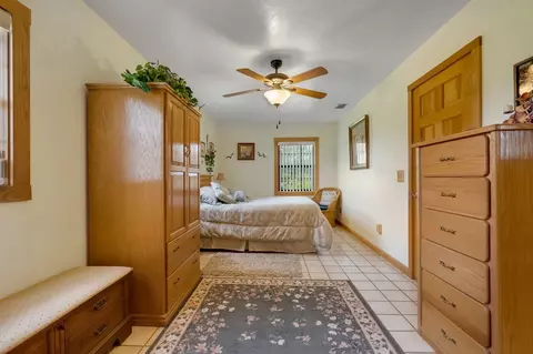 Bedroom - 5481 Turner Rd, Perry, FL 32348 photo 5 of 6