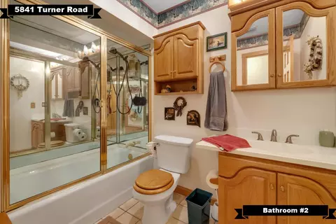 Bath - 5481 Turner Rd, Perry, FL 32348 photo 2 of 3