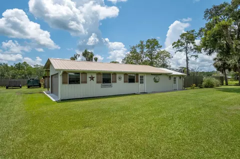Exterior - 5481 Turner Rd, Perry, FL 32348 photo 4 of 8