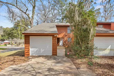 1511 Jacks Dr, Tallahassee, FL 32301