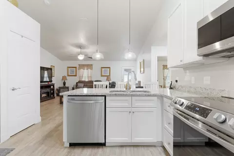 Kitchen - 359 Mae Cato Dr, Midway, FL 32343 photo 3 of 4