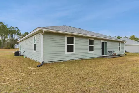 Exterior - 359 Mae Cato Dr, Midway, FL 32343 photo 8 of 9