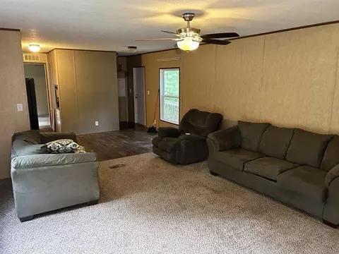 2065 Wayside Farm Rd, Havana, FL 32333 photo 2