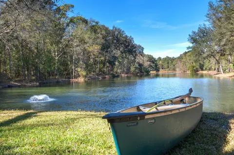 9900 Hidden Pond Rd, Tallahassee, FL 32317