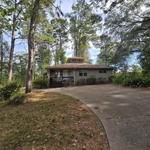 2927 Sharer Rd, Tallahassee, FL 32312