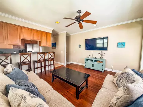 Living - 709 SE 3rd St #D, Carrabelle, FL 32322 photo 4 of 5