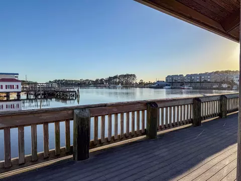 View/Area - 709 SE 3rd St #D, Carrabelle, FL 32322 photo 9 of 9